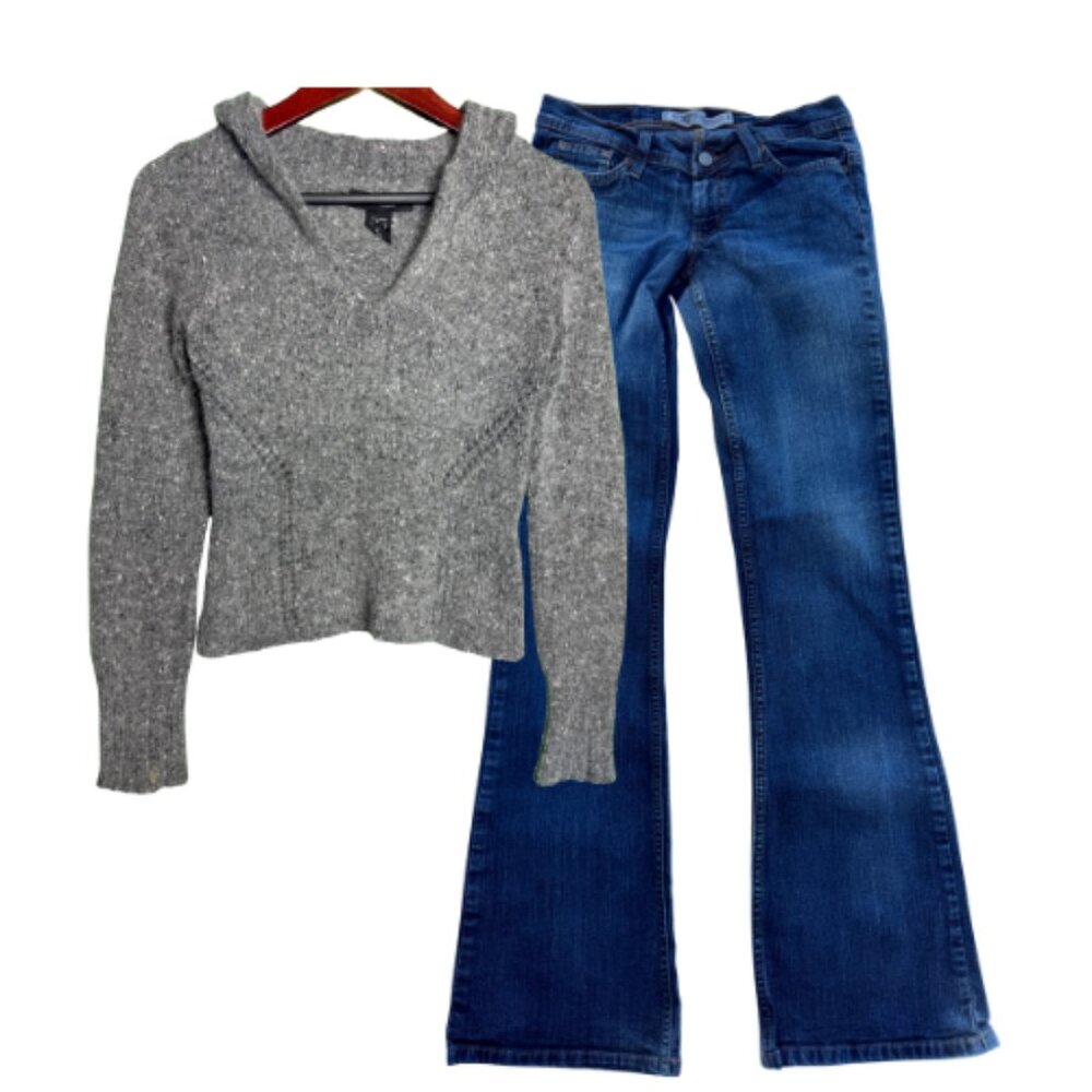STYLE BUNDLE: ABERCROMBIE & FITCH Jeans + EXPRESS Sweater, Size 0/XS (BB1320B)